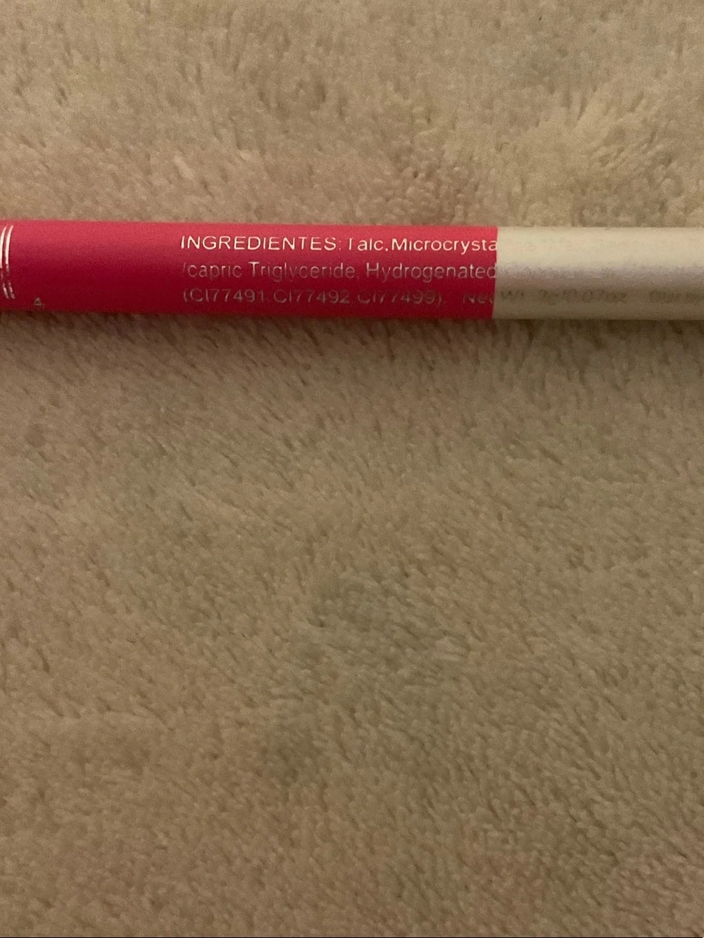 Bright Pink Lip Liner Pencil - Defining Pink Shade